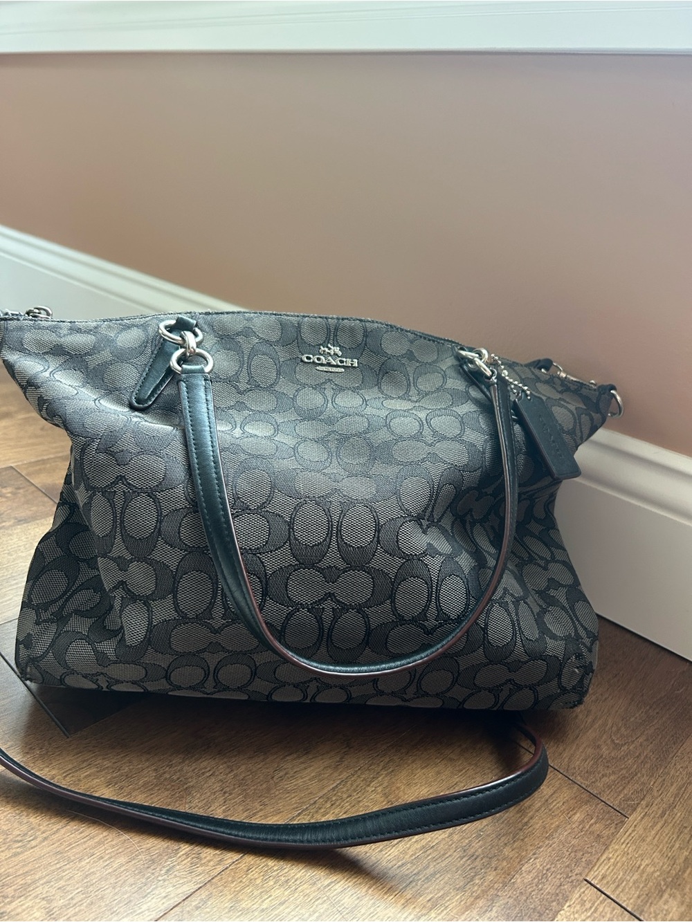 Like New COACH monogram purse with all straps and accessories
